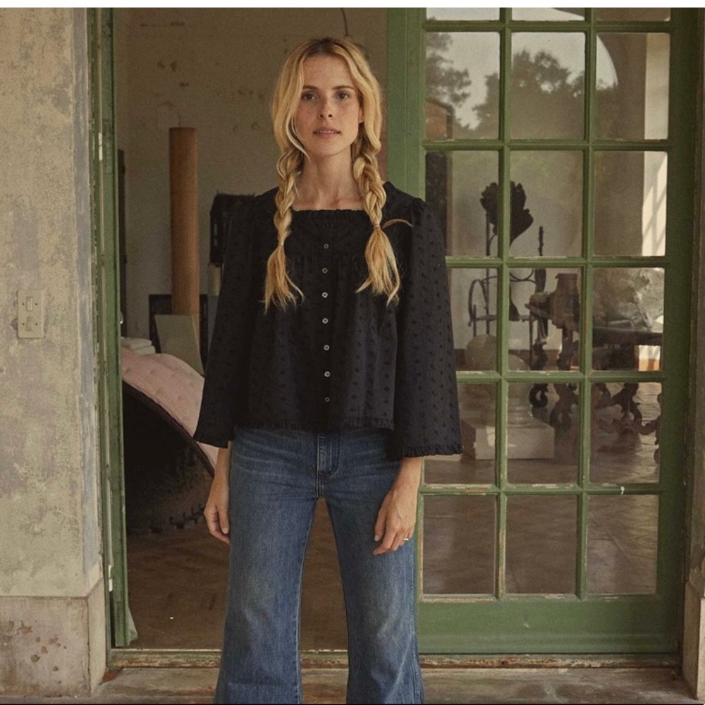 Doen lunaria top black eyelet small